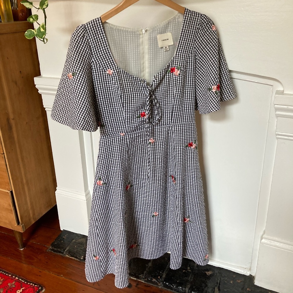 Gorgeous tie-front gingham floral dress